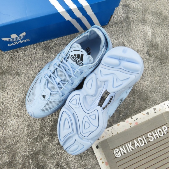 Adidas Original FYW Runner Sneakers - Picture 5 of 5